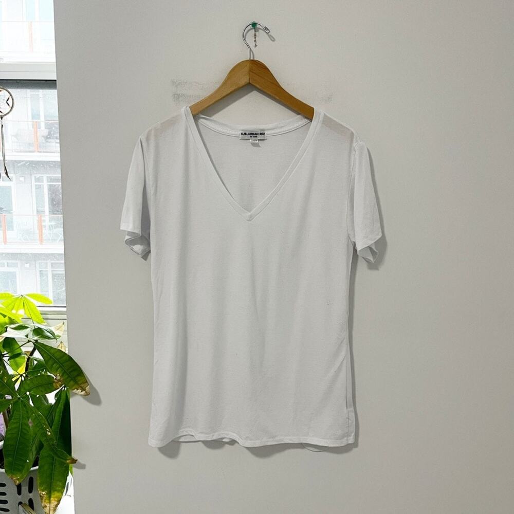 Sub_Urban Riot White Short Sleeve V Neck Tee Size Large